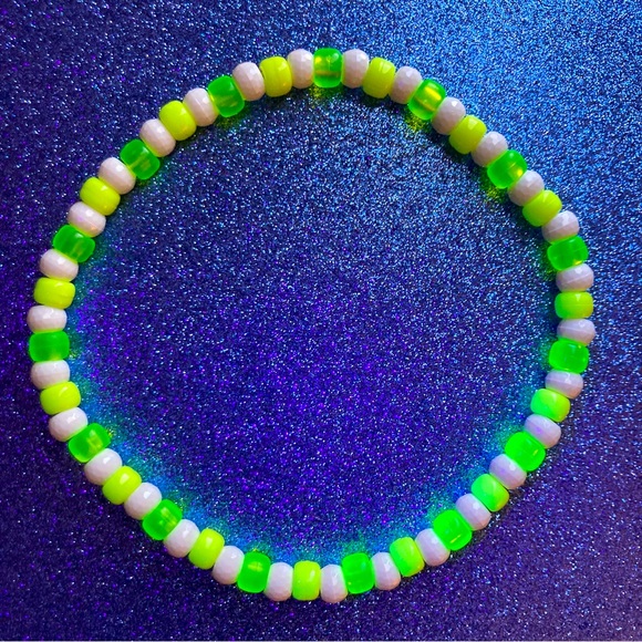 🌀 5/$25 🌀 Handmade Kandi Choker |  C15 - Picture 2 of 6